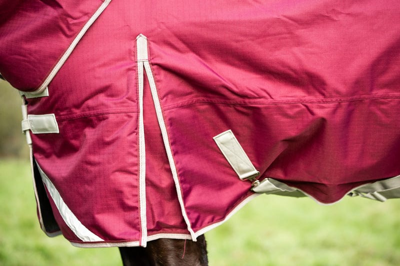 Medium weight 200G Detachable Neck Horse Turnout Rug - Burgundy